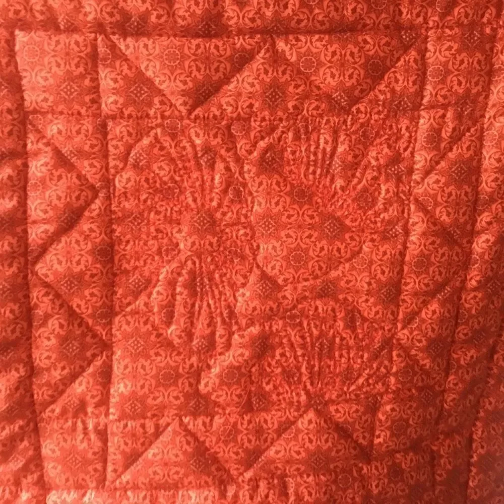 Brand new Hand Crafted Poppies Quilt